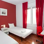 Center Апартаменти Сіджас