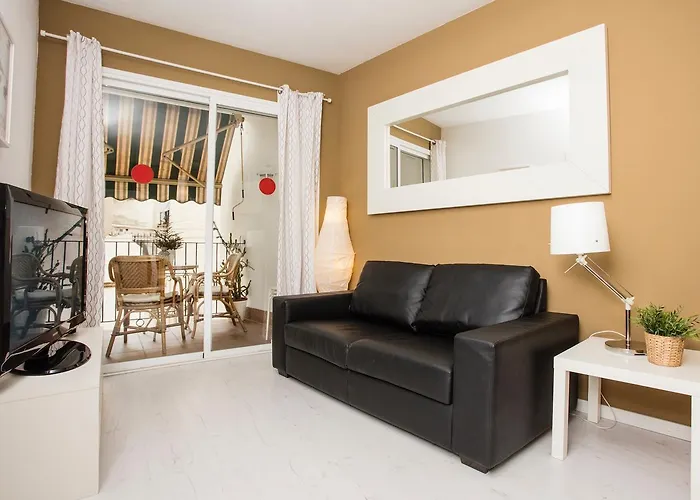 Center * سيدجيس